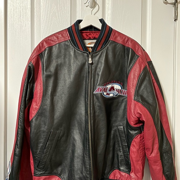Colorado Avalanche Black and Red Leather Jacket - Picture 2 of 11